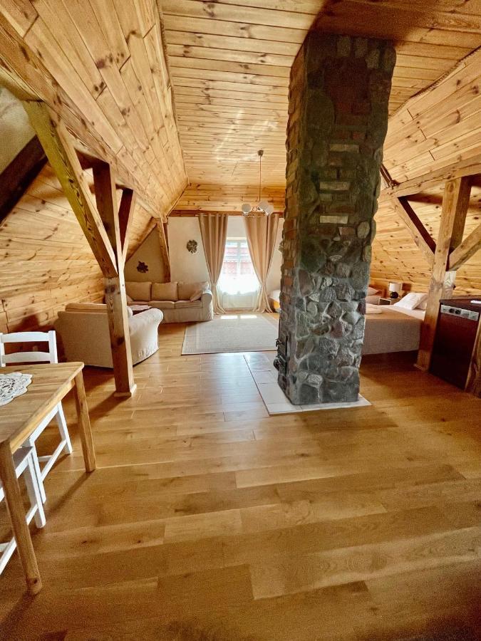 Oaza Pod Strzecha Klimatyczny Dom Z 3 Sypialniami Na Wylacznosc Z Kominkiem I Duzym Ogrodem Ustronie Morskie Luaran gambar